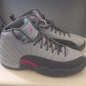 Retro Wolf grey vivid pink Jordan 12s
